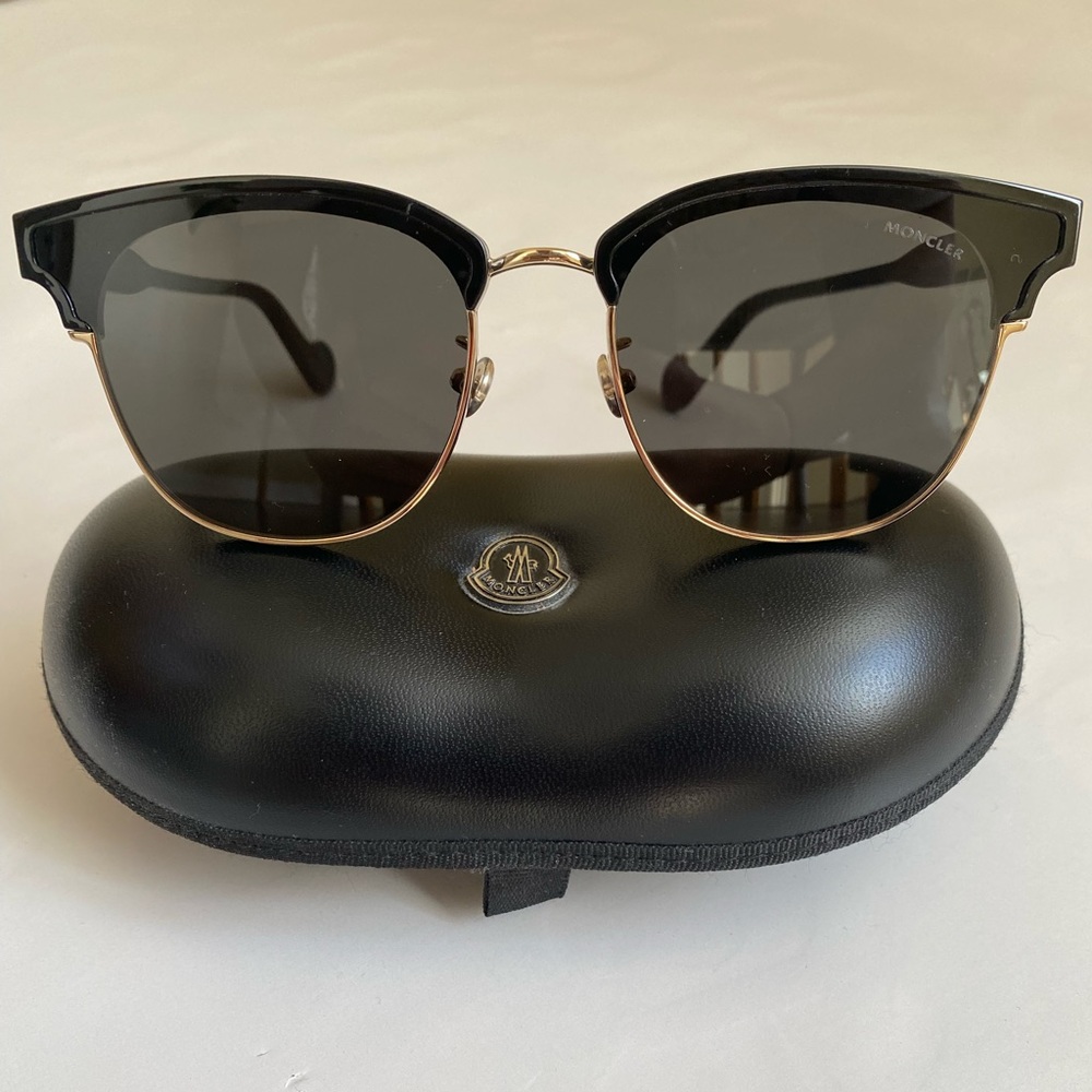Moncler Unisex Street Style Square Sunglasses